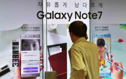 SAMSUNG HALTS SALES OF GALAXY NOTE 7 WORLD WIDE