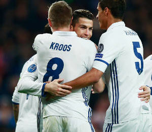 Real Madrid Battles Back to Beat Napoli 3-1