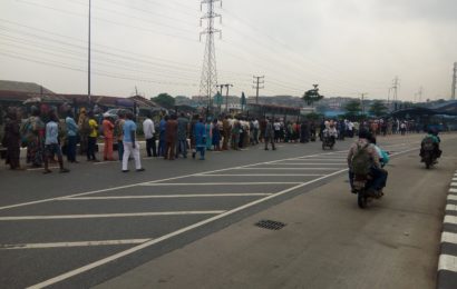 Lagos: LAMATA Bus Drivers Embark on Partial Strike