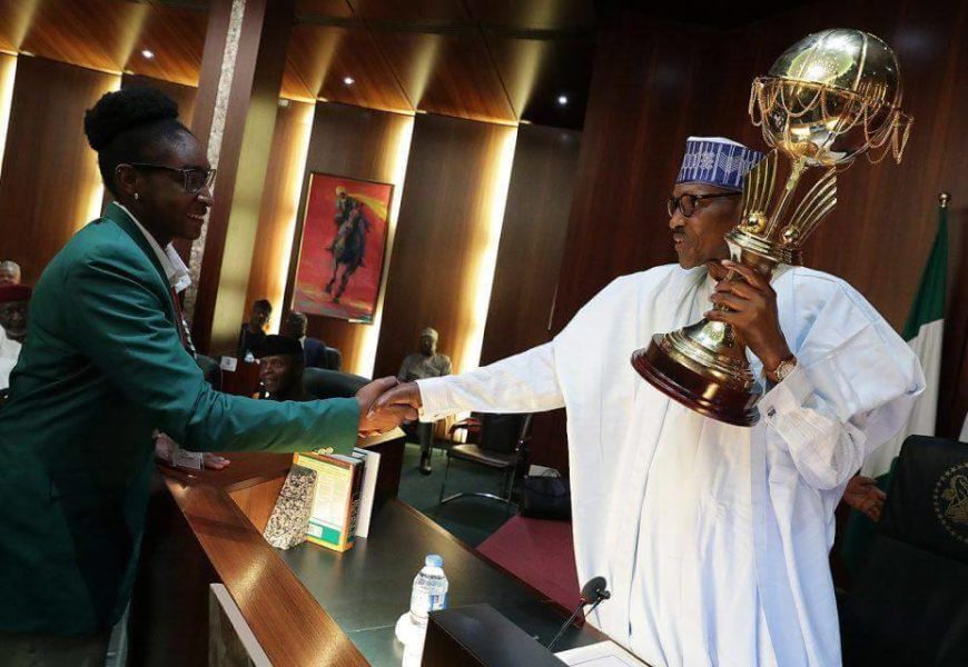 Buhari Lifts Afrobasket Trophy, Gives N1m Each to D’Tigress Team