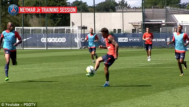 Neymar Shows Off With Superb Goal at PSG Training