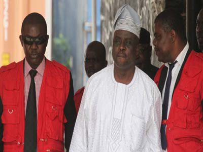 How ex-Air Chief Amosu, Others ‘Diverted N21b’