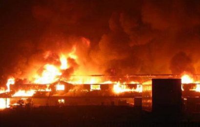 Breaking: Iponri Market on Fire, 34 shops destroyed