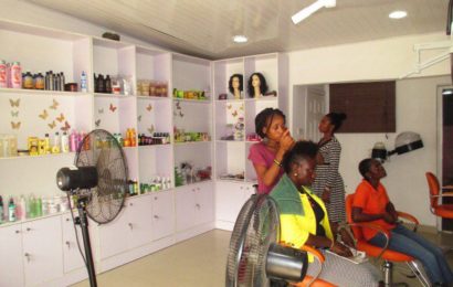 Fuel Scarcity: Lagos Hairstylists Increase Charges