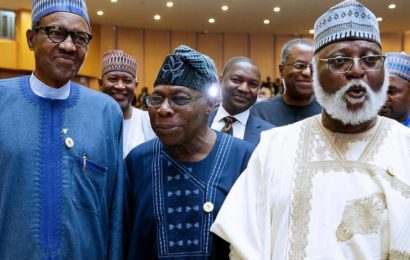 Buhari, Obasanjo Meet Face to Face after ‘letter bomb’ Attack(See Video)