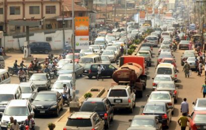 Gridlock on Lagos-Abeokuta Expressway as Schools Resume