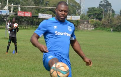 Yakubu Aiyegbeni Coaches Kenyan National Super League