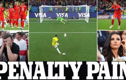 World Cup: England win 4-3 on penalties