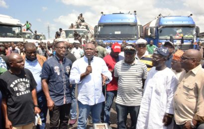 Apapa Congestion: Ambode flags off expansion of Orile tanker terminal