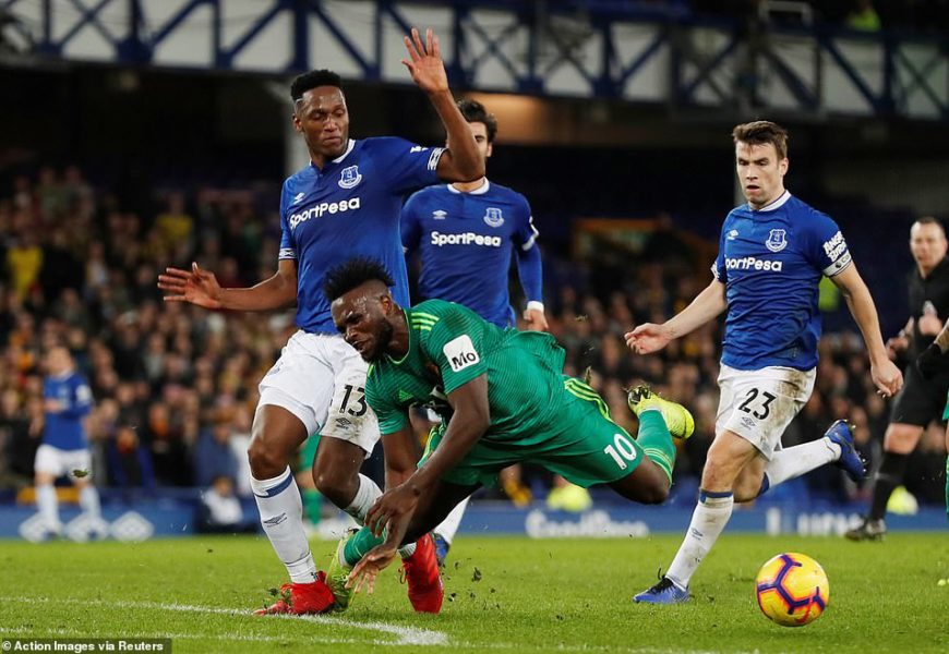 Everton 2 – 2 Watford: Success Surprised at No Penalty Decision