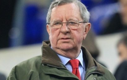 Former Arsenal Chairman, Hill-Wood, dies at 82