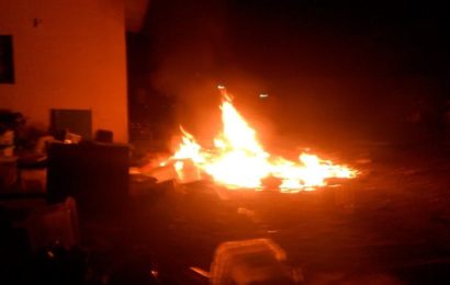 Breaking: Thugs set INEC office on fire