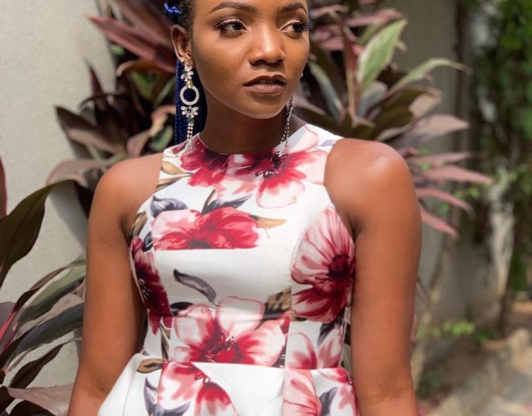 Singer, Simi set to release second album