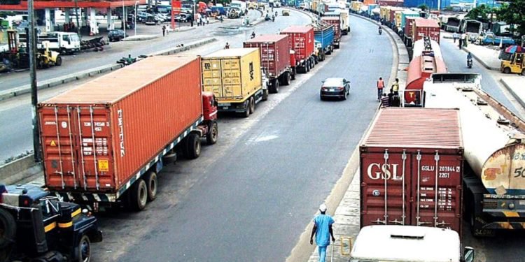 Apapa gridlock eases 48 hours after expiration of Presidential directive