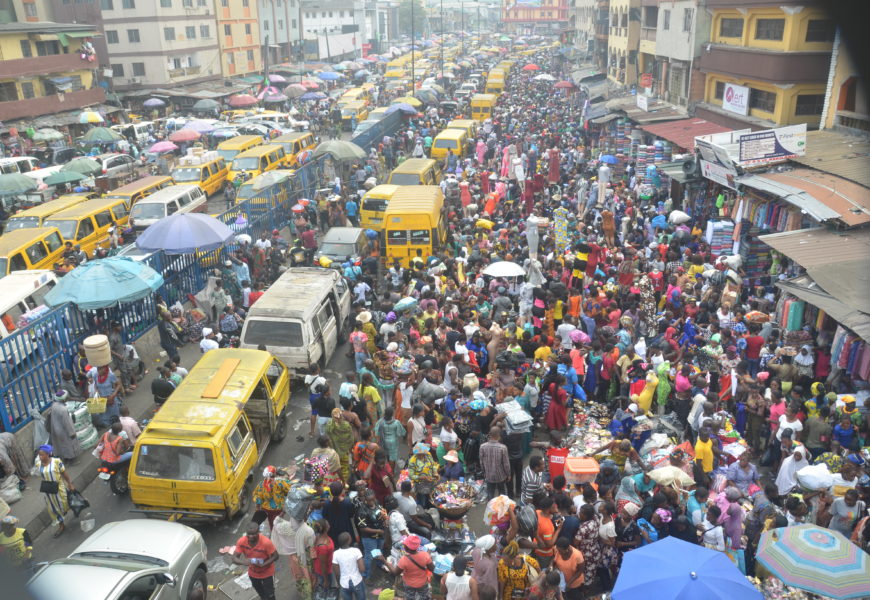 Xmas in Lagos: Female Shoppers Hide Money in Undies to Avoid Pickpockets