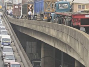 NIGERIA: Lagos to Close Marine Beach Bridge for 5 Months
